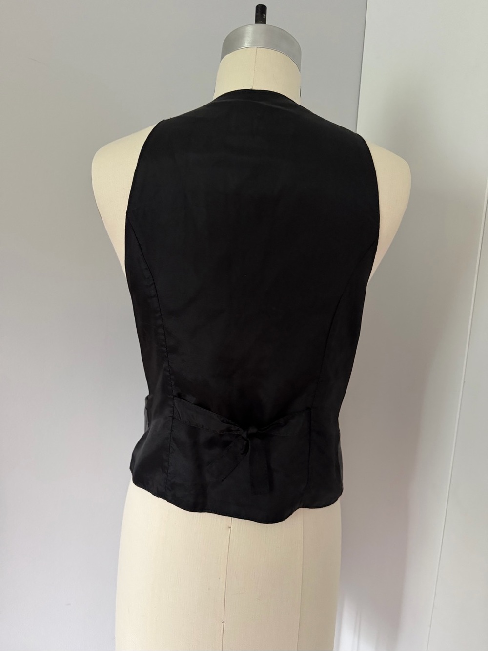 Danier Black Leather Vest with Gold Buttons Vintage Retro XS-S - Picture 4 of 7